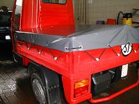 Detailansicht Piaggio Ape 50 Planenaufbau