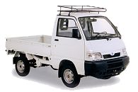 Transporter Piaggio Porter mit Dachträger